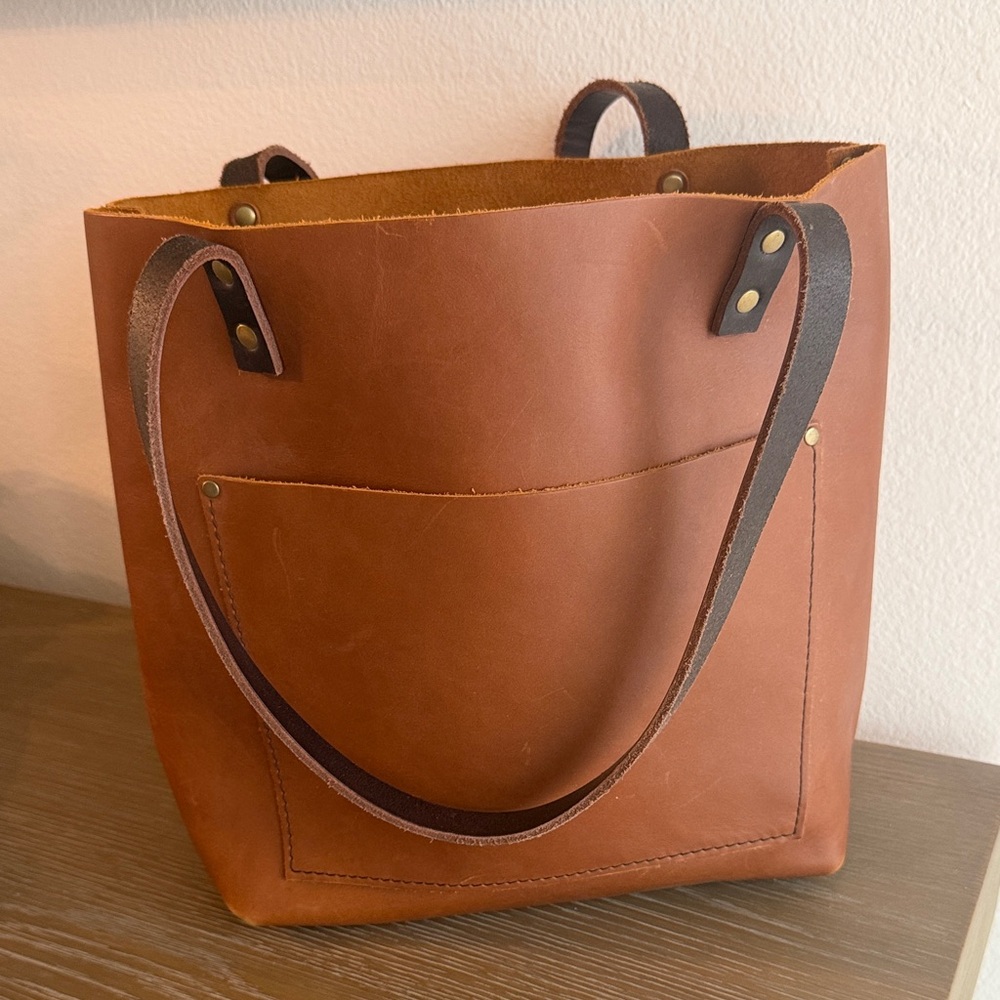 Portland Leather Tan Tote and makeup bag large